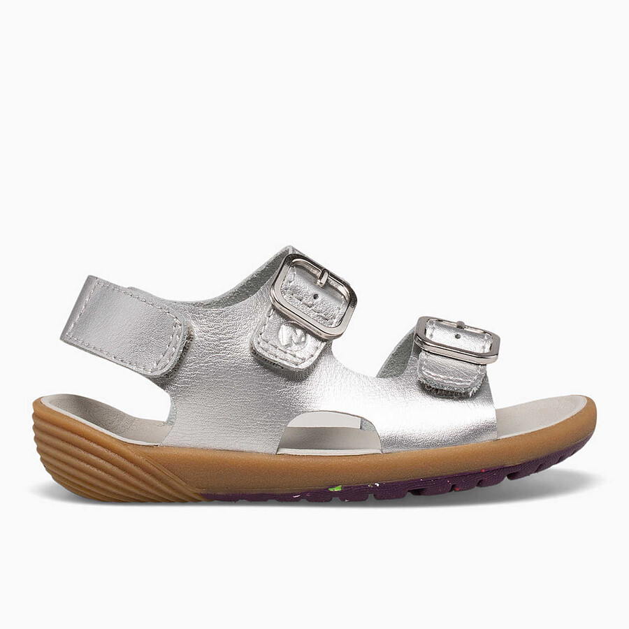 little kid - bare steps sandal - water shoes silver