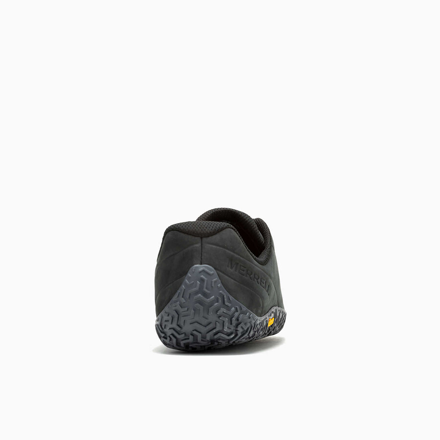 men vapor glove 6 leather barefoot shoes black
